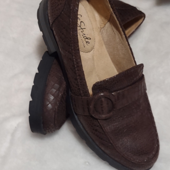 Excellent condition shoes for women size,5.5 - Picture 3 of 6